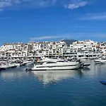 playa sin aglomeraciones, tarifas especiales cerca de Puerto Banús